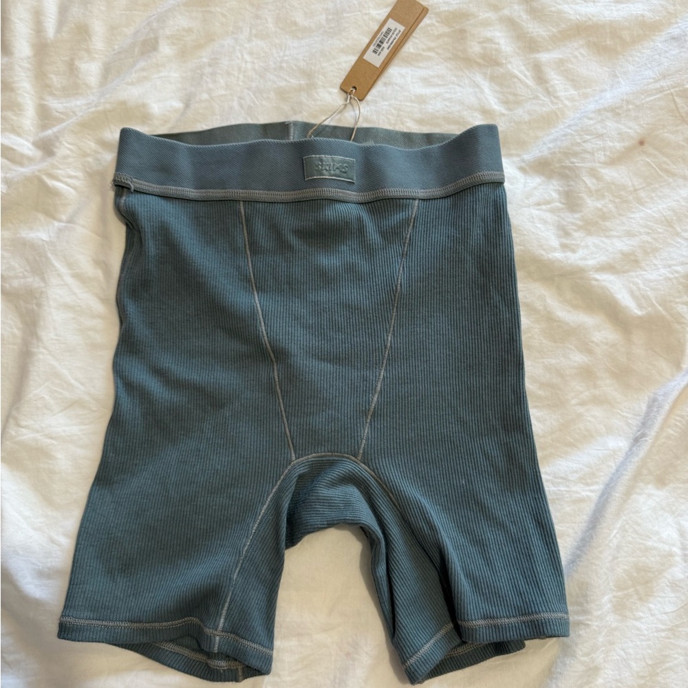 SALE Skims Nwt boxer